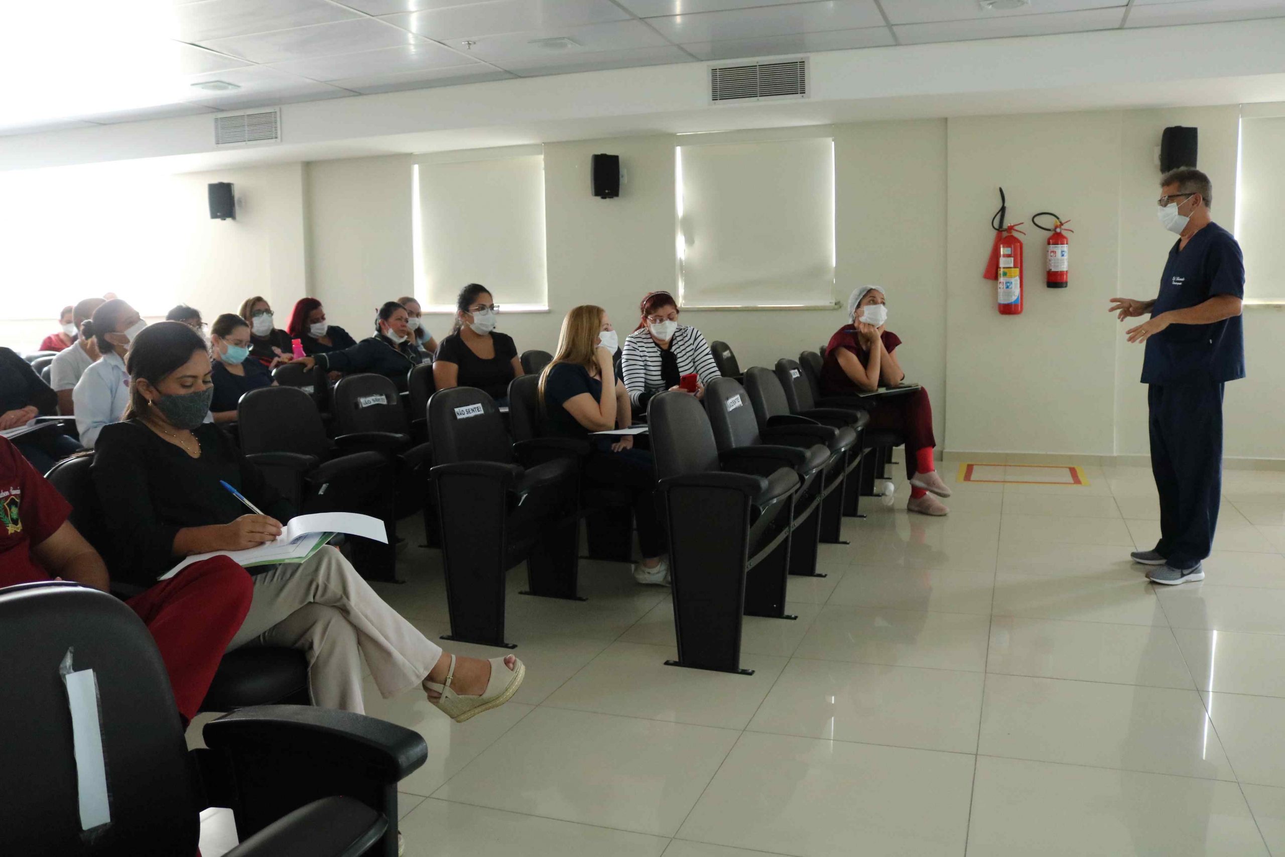 FCecon realiza treinamento sobre prevenção e tratamento de feridas na pele