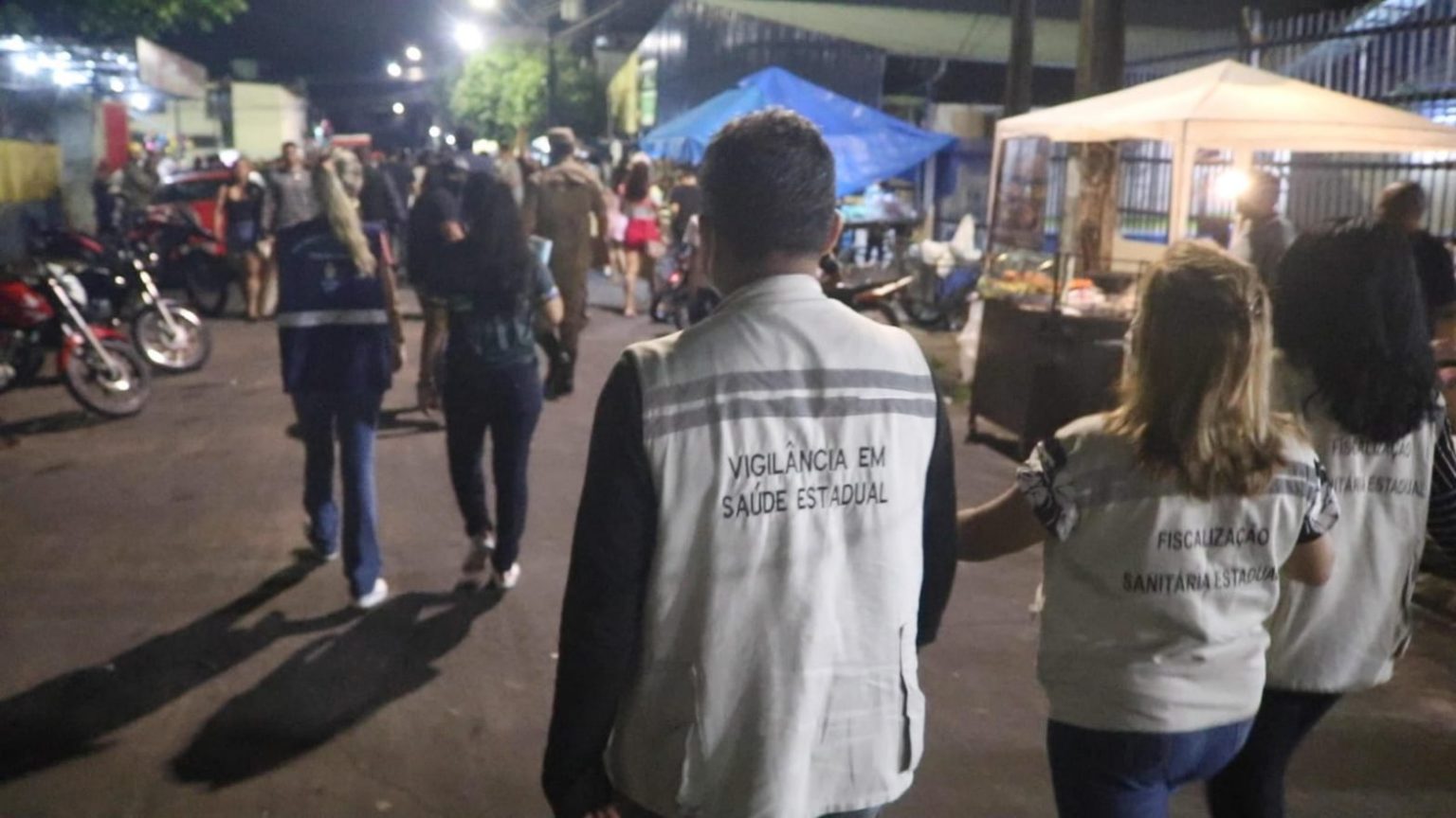 Blocos de Carnaval são autuados por conta de aglomeração em Manaus