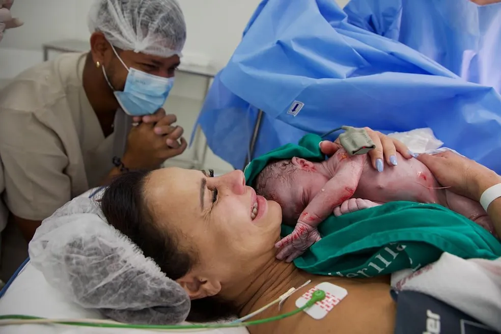 Viviane Araújo celebra a chegada do primeiro filho, Joaquim: ‘Quanta emoção’