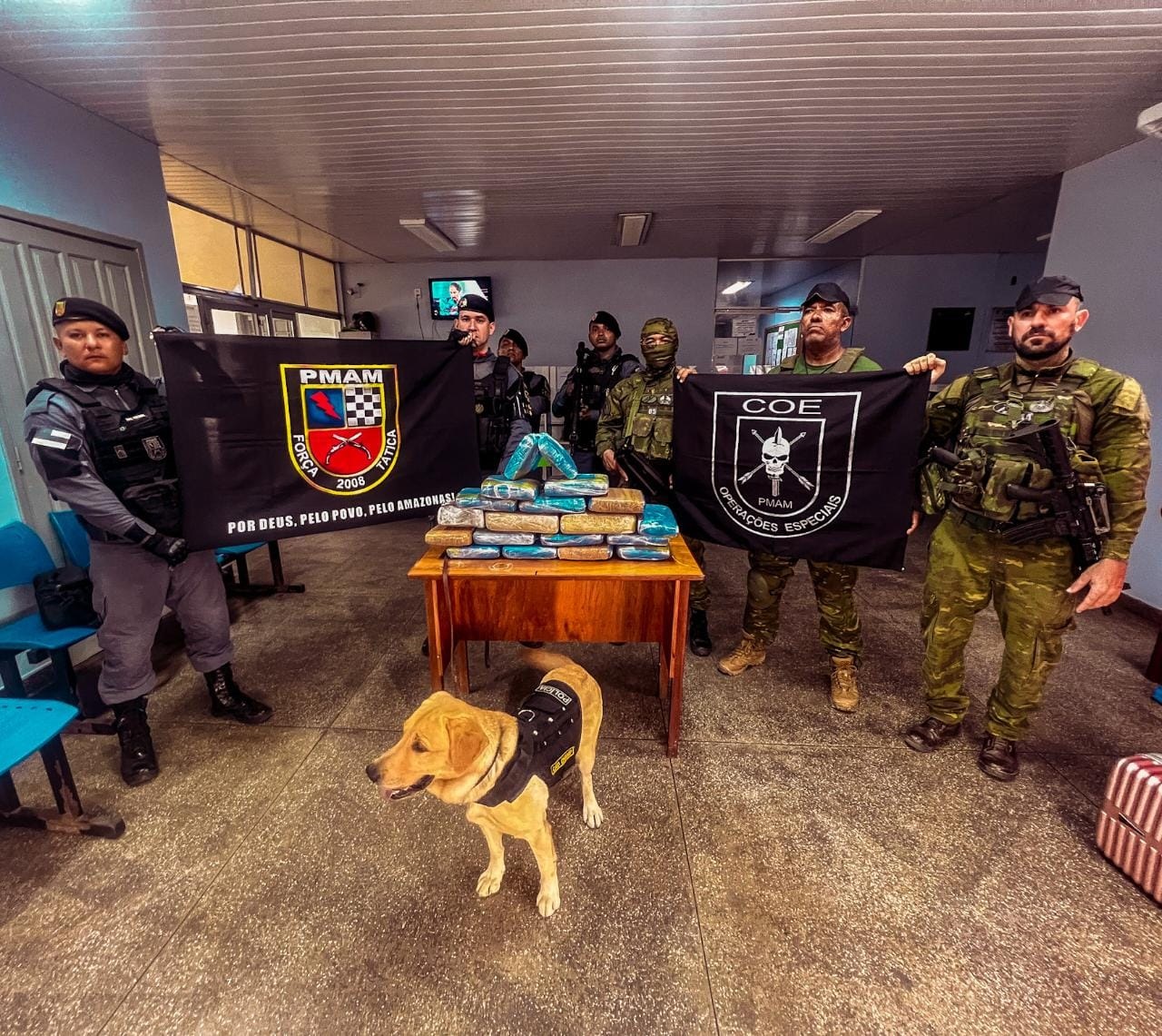 Embarcação usada por narcotraficantes em Tabatinga é presa na operação Hórus