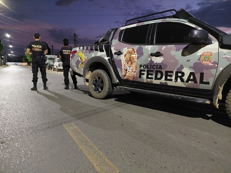 PF cumpre mandados contra suspeitos de envolvimento com a exploração sexual de menores em garimpos de Roraima