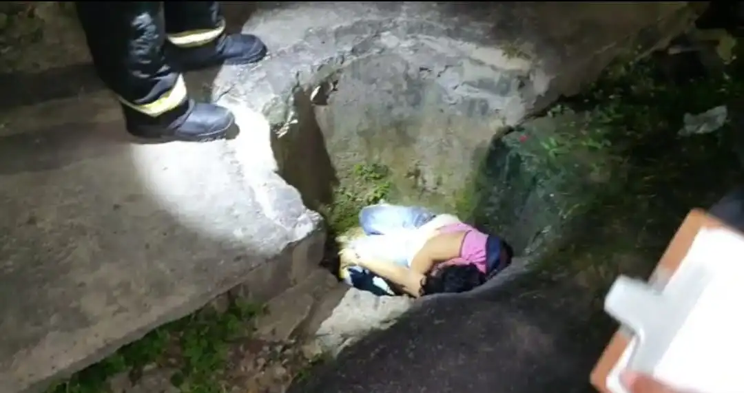 Mãe morre e filho fica gravemente ferido após colisão com ônibus em Manaus