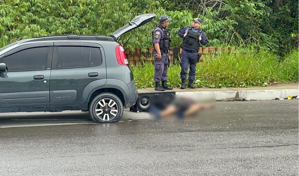 Homem é executado enquanto trocava pneu de carro em avenida do bairro Lago Azul