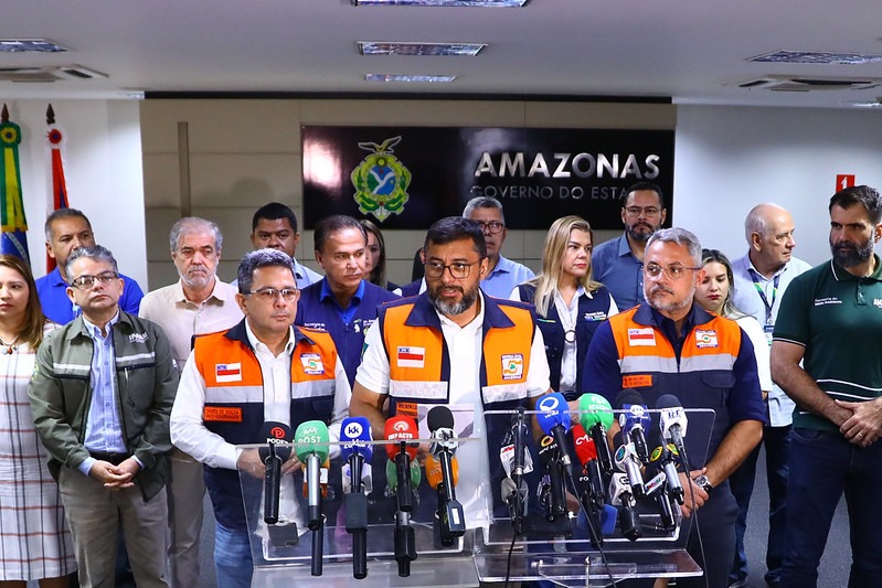 Wilson Lima anuncia redução em focos de calor após reforço de efetivo e ações na região metropolitana de Manaus
