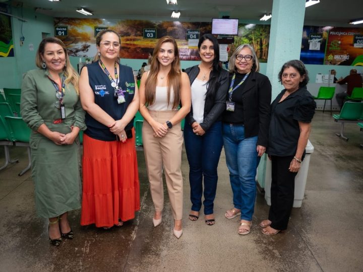 Deputada Débora Menezes faz visita técnica na Policlínica Codajás