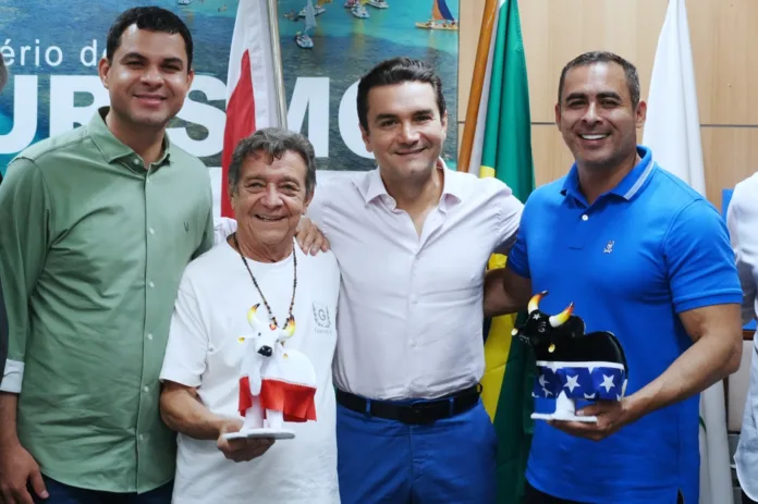 Presidentes dos Bois Caprichoso e Garantido se reúnem com Ministro do Turismo em Brasília e conseguem apoio para Festival de Parintins