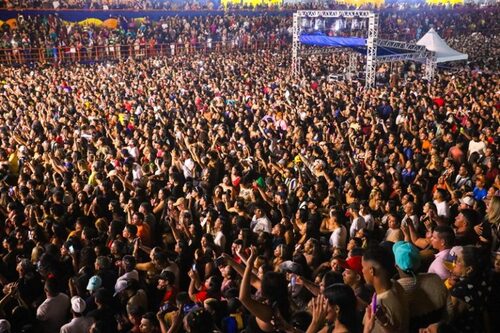 Coari celebra 93 anos com inovação em espetáculo inédito de drones e grandes shows