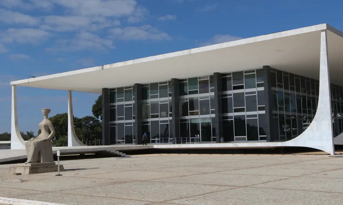 Caixa encerra calendário de abono salarial com pagamento a nascidos em novembro e dezembro