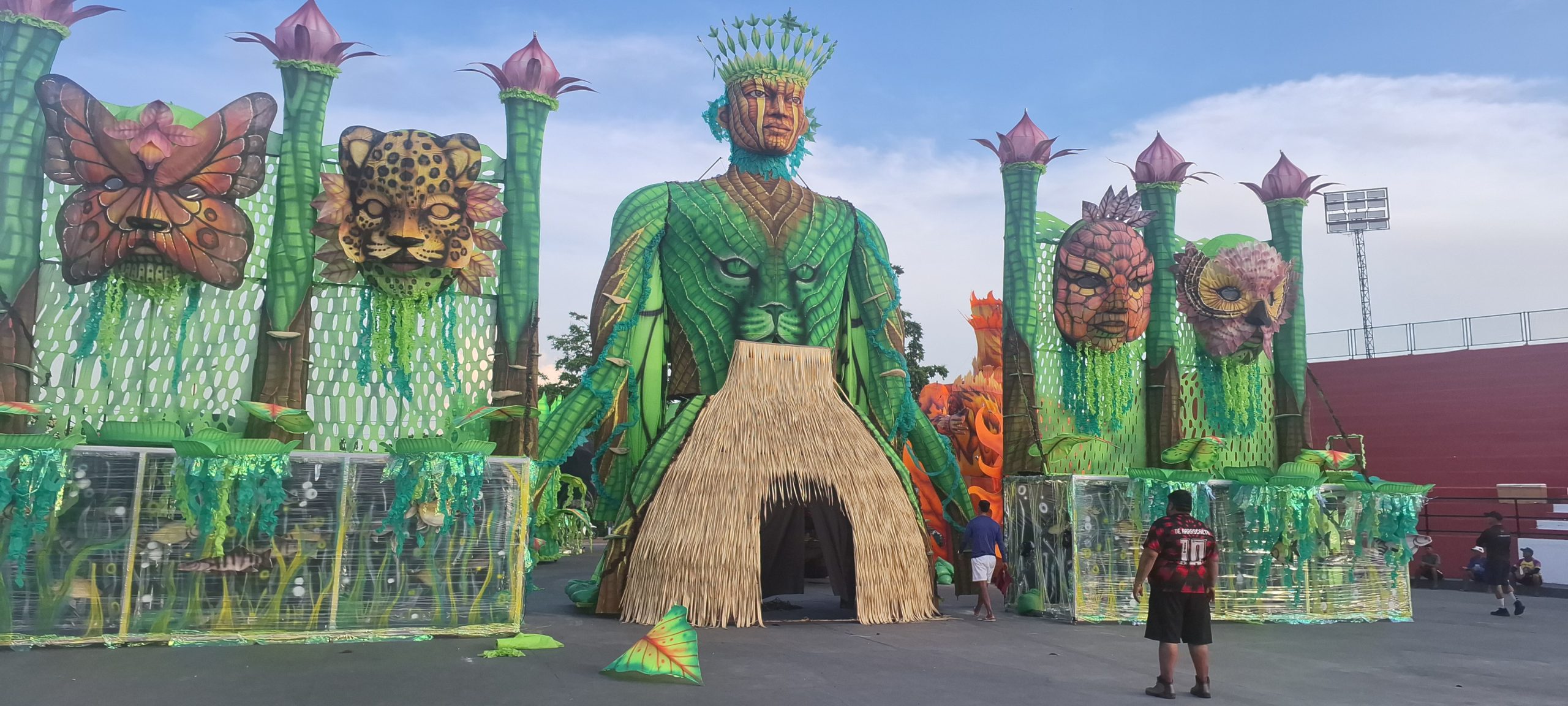 Cará Roxo abre a primeira noite de disputa no Festival de Caapiranga com o tema “Werá – Engerados da Preservação”