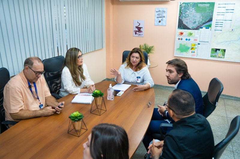 Emenda do deputado Thiago Abrahim permite triagem de doadores com exame não invasivo, no Hemoam