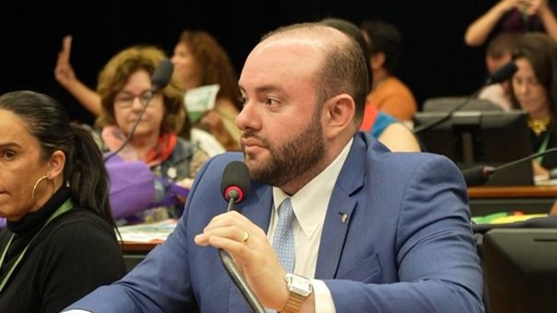 Fausto Jr. articula bancada do Amazonas para barrar projeto que altera isenções da Zona Franca de Manaus