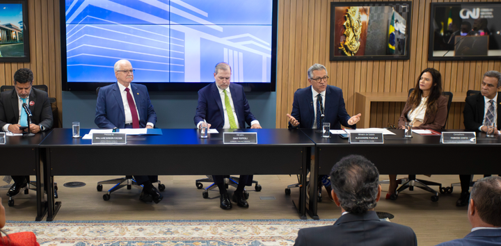 Ministério da Saúde amplia acordo nacional para destravar obras públicas e ativar unidades de saúde