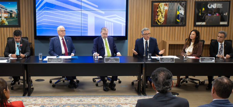 Ministério da Saúde amplia acordo nacional para destravar obras públicas e ativar unidades de saúde