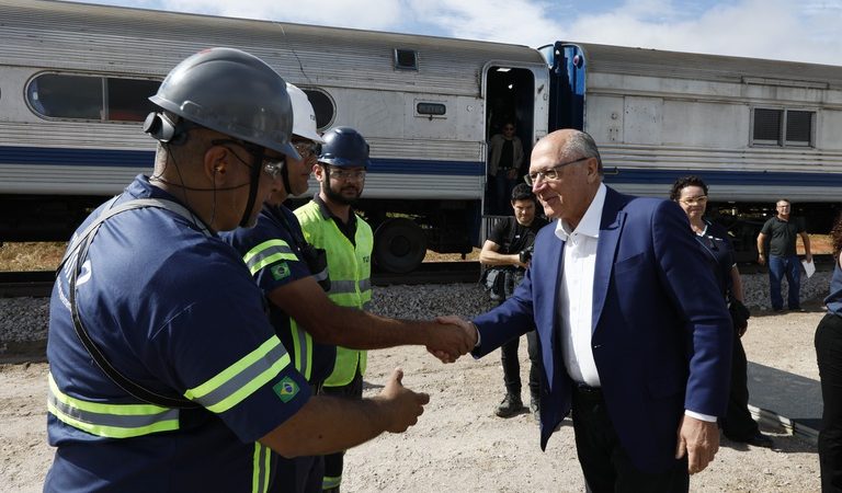 Alckmin: ‘Vamos precisar de muita ferrovia para transportar o desenvolvimento do Brasil’