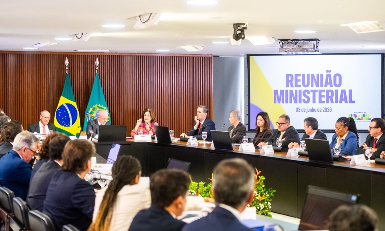 Governo do Brasil reduz fila do INSS, acelera Novo PAC e registra menor desmatamento em seis anos