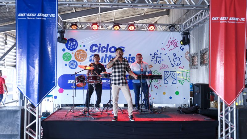 Prefeitura e Sest/Senat promovem 1ª edição do projeto ‘Ciclos Culturais’ no porto de Manaus com fortalecimento da economia criativa e valorização de artistas locais