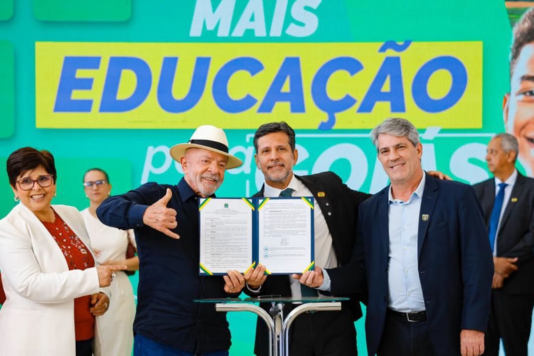 ‘Não há saída para o Brasil sem investir em educação’, diz Lula em inauguração de campus do IF Goiano