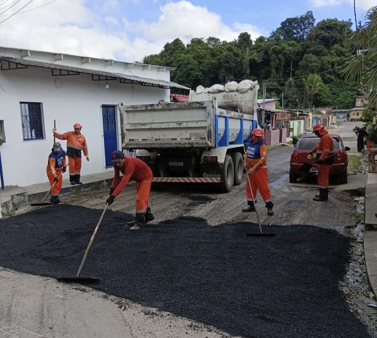 Prefeitura de Manaus intensifica obras no bairro Cidade Nova e transforma mobilidade com nova frente de recuperação asfáltica