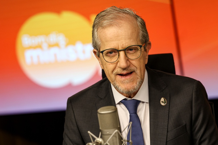 Ministro explica que orçamento público para combate a incêndios será mais ágil