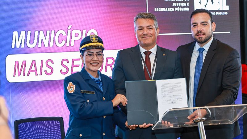 Prefeitura de Manaus formaliza pactuação ao programa ‘Município Mais Seguro’ e fortalece atuação da Guarda Municipal
