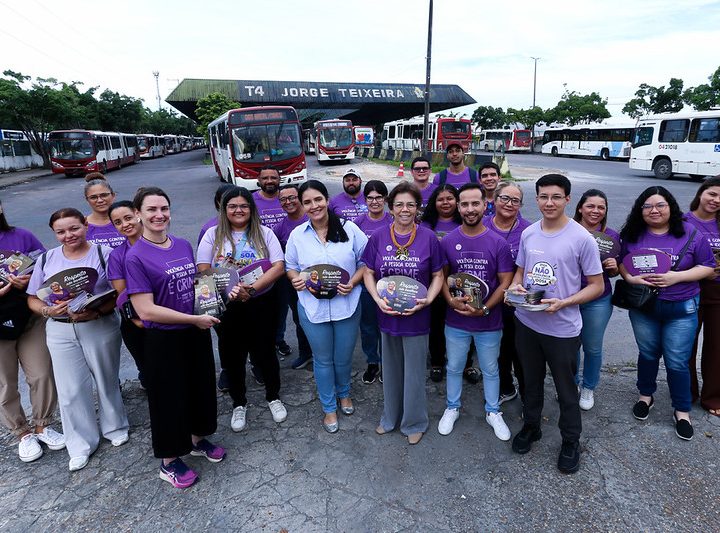 Prefeitura de Manaus reforça combate à violência contra a pessoa idosa com ação educativa no Terminal de Integração 4