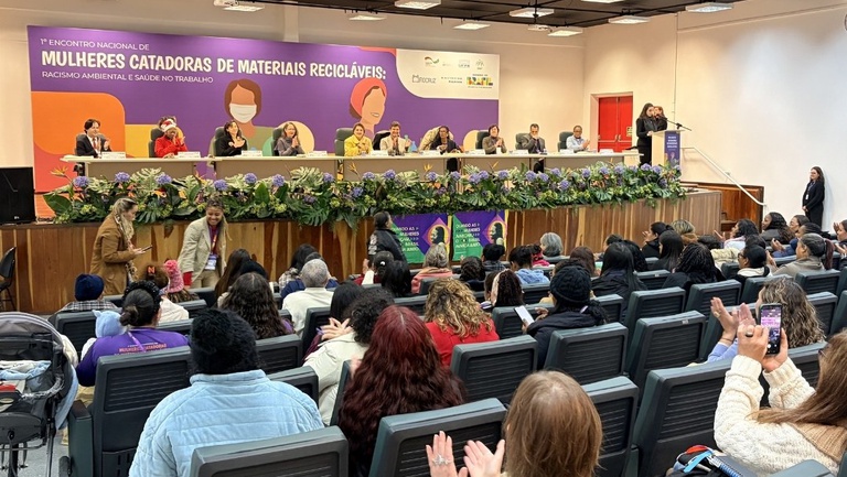 Encontro Nacional de Catadoras reforça compromisso com a inclusão produtiva de mulheres