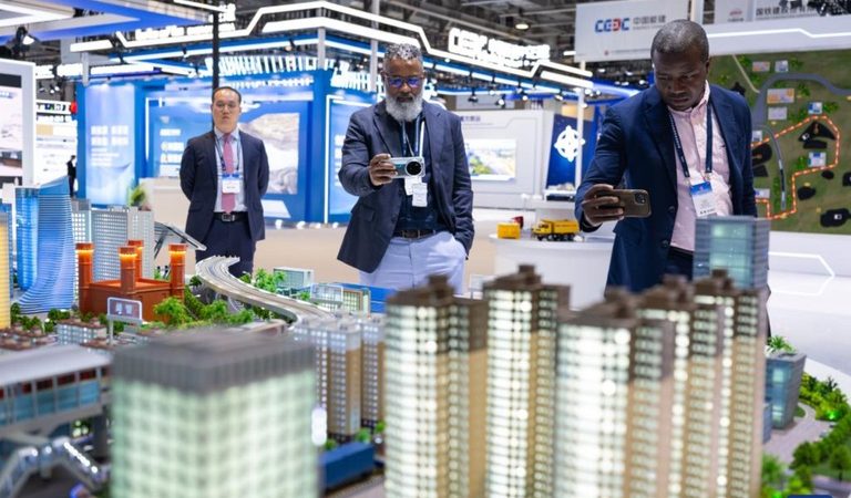 Relatório chinês destaca Novo PAC como vetor de desenvolvimento firme e planejado