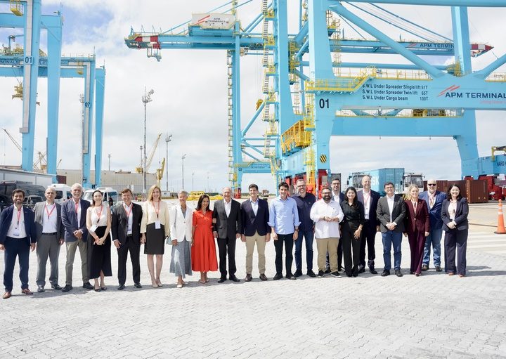 Alckmin celebra investimentos de R$ 170 milhões para Recife e participa de entrega de terminal no Suape