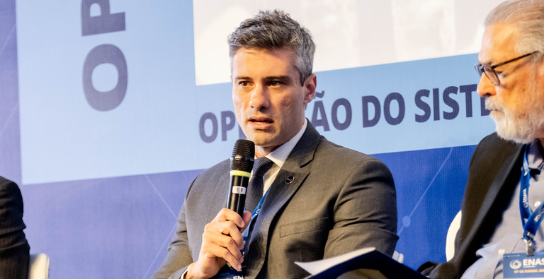 MME reafirma planejamento e destaca avanços na modernização do setor elétrico