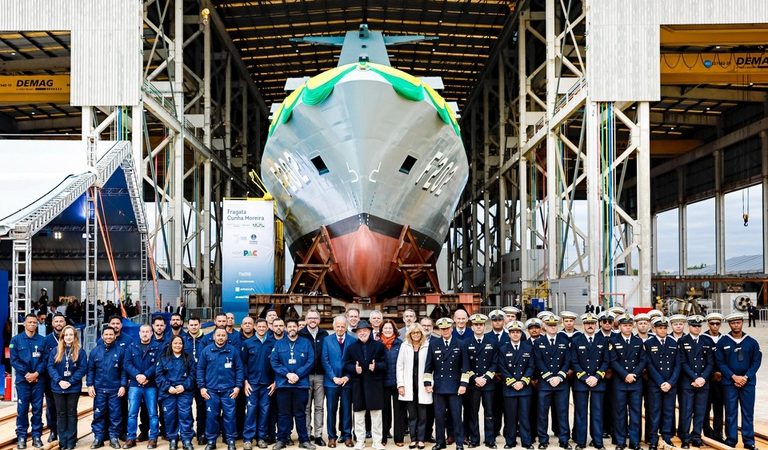 Novo PAC fortalece indústria naval com a Fragata Cunha Moreira, feita no Brasil