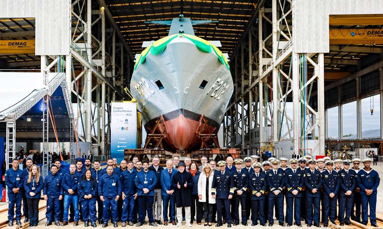 Novo PAC fortalece indústria naval com a Fragata Cunha Moreira, feita no Brasil