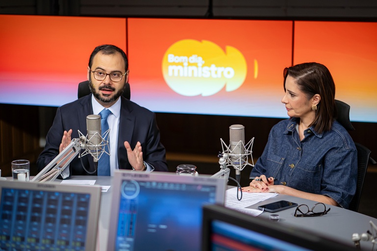 Ministro Paulo Pereira diz que Contrata+Brasil pode gerar uma revolução na distribuição de renda