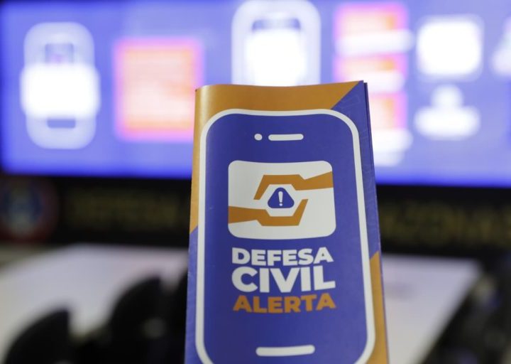 Polícia Federal vai investigar alerta falso da Defesa Civil enviado a celulares na madrugada
