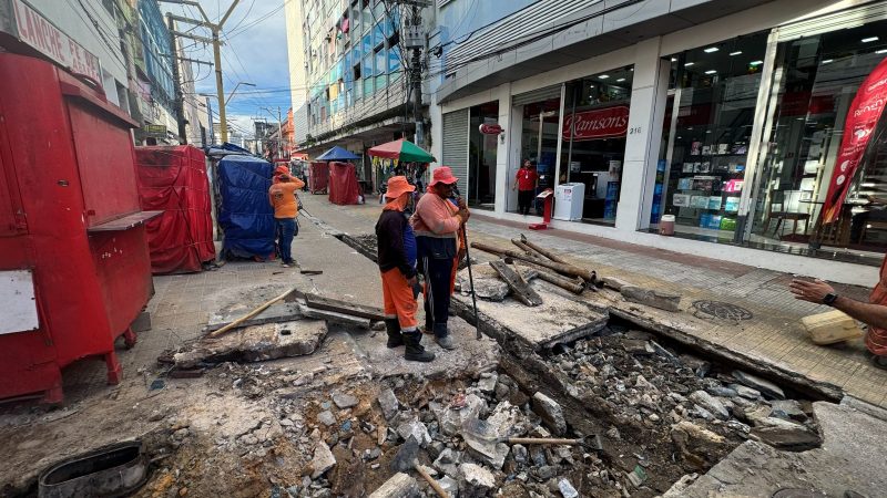 Prefeitura de Manaus atua de forma integrada para recuperar trecho da rua Guilherme Moreira e preservar o centro histórico