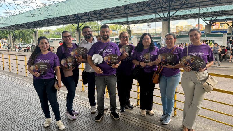 Prefeitura de Manaus intensifica campanha ‘Junho Violeta’ no Terminal 5 e reforça a proteção aos direitos da pessoa idosa