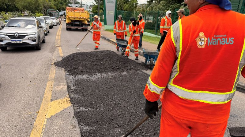 Prefeitura de Manaus intensifica recuperação asfáltica na avenida Djalma Batista e fortalece mobilidade em um dos principais corredores viários da capital