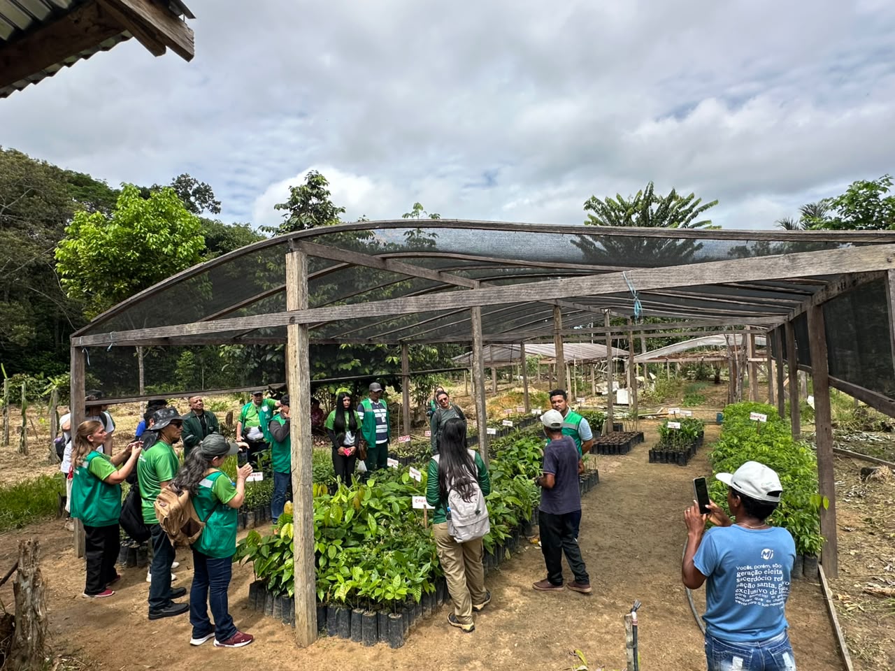 Prefeitura de Manaus leva ações do ‘Junho Verde’ à comunidade Agrovila na RDS do Tupé