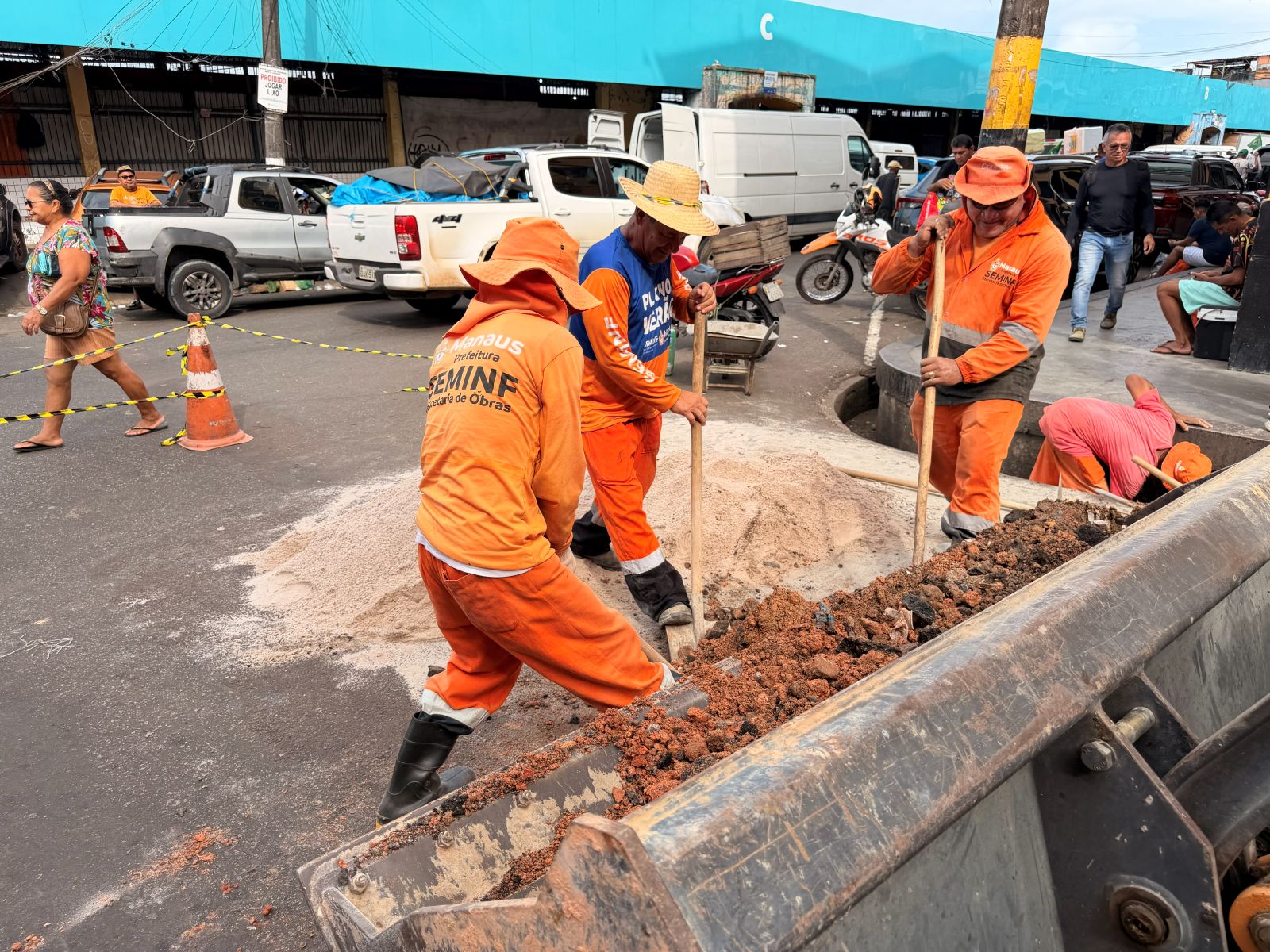 Prefeitura de Manaus recupera trecho da avenida Joaquim Nabuco durante operação ‘Centro Mais Seguro’
