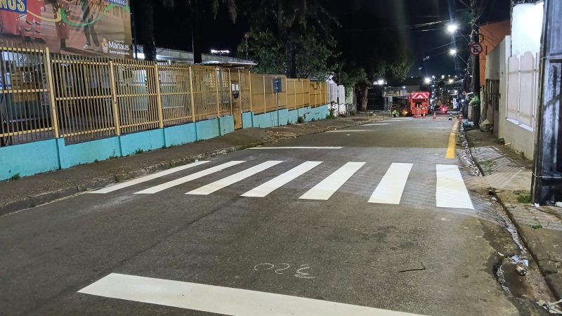 Prefeitura de Manaus reforça segurança viária com nova etapa de sinalização em quatro zonas da cidade 