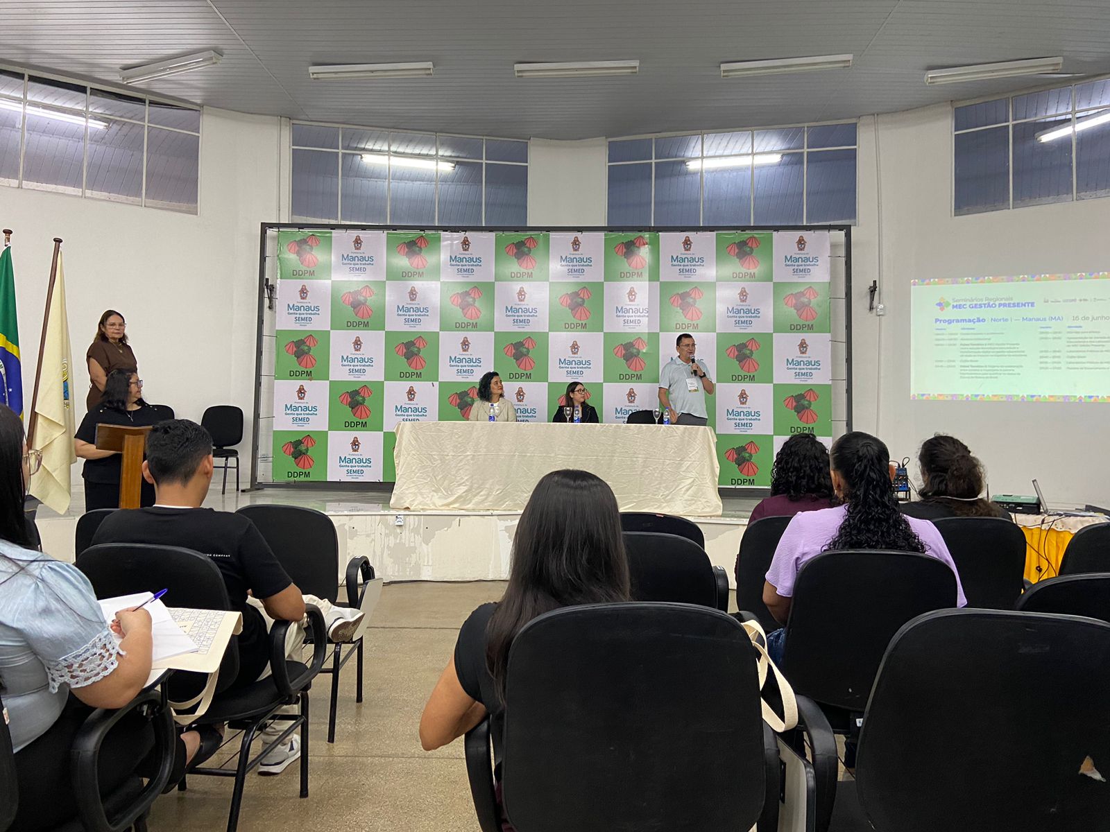 Educadores da Prefeitura de Manaus participam do seminário regional ‘MEC Gestão Presente’