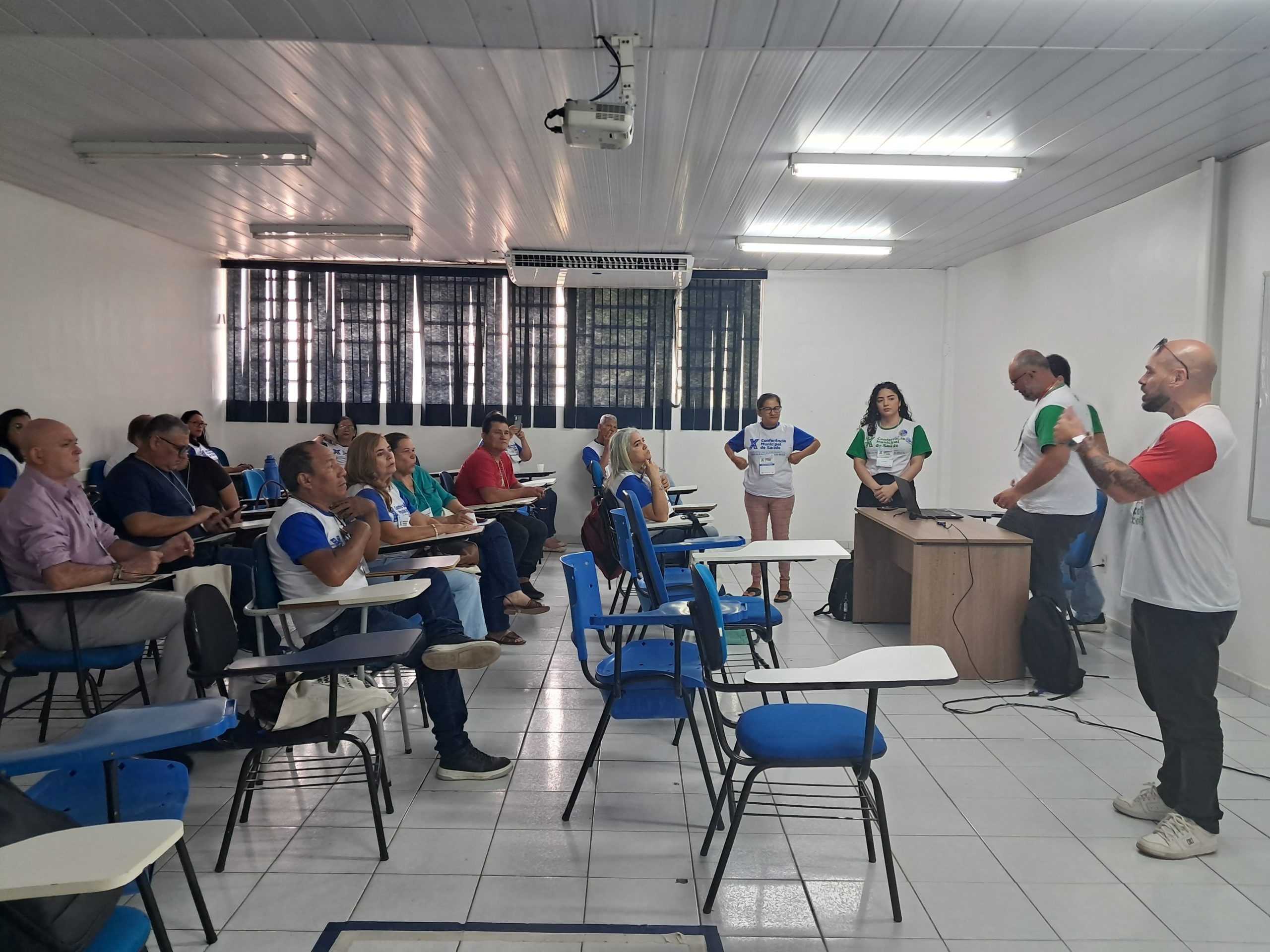 Participantes da 10ª Comus debatem propostas e novas diretrizes para o SUS durante terceiro dia de programação