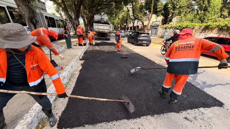 Prefeitura de Manaus conclui última etapa de obra emergencial na avenida Getúlio Vargas e restabelece plenamente a mobilidade no Centro