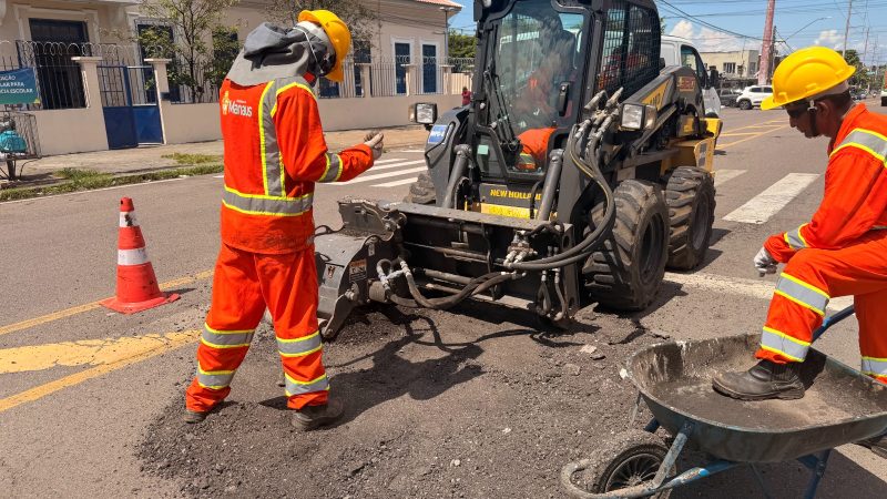 Prefeitura de Manaus reforça recuperação asfáltica na avenida Borba e melhora mobilidade em importante corredor comercial da zona Sul