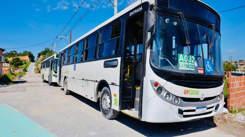Linha de ônibus A032 volta a atender o bairro Nova Cidade e técnicos de transporte acompanham retorno da operação