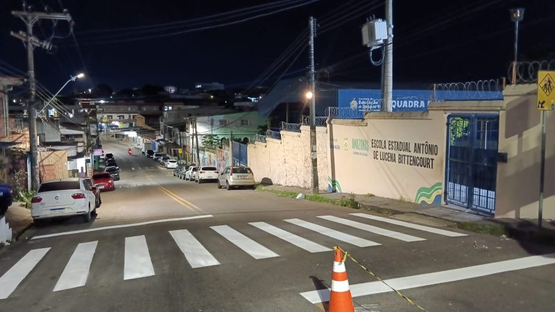 Prefeitura reforça sinalização viária em áreas de grande circulação para ampliar segurança de pedestres e motoristas