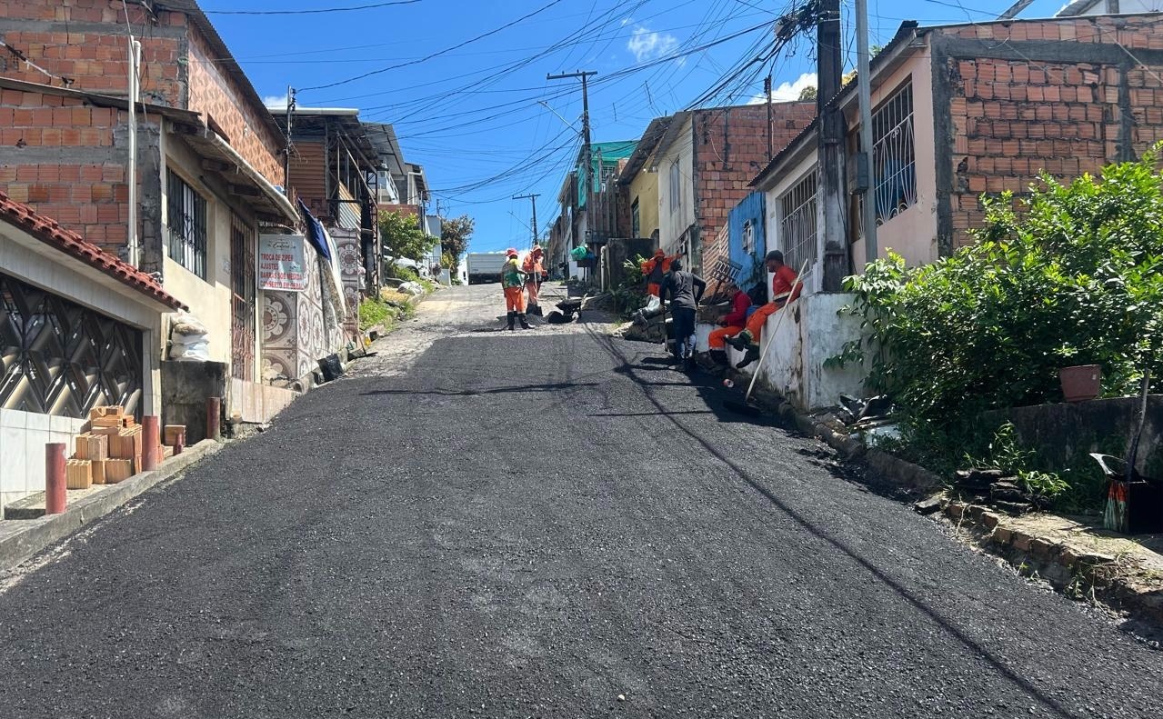 Prefeitura de Manaus conclui recuperação asfáltica no Parque das Nações e reforça mobilidade urbana no bairro Flores