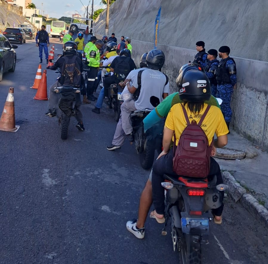 Prefeitura de Manaus intensifica fiscalização de trânsito durante partidas da Seleção Brasileira de Futebol