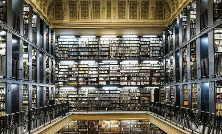 Biblioteca Nacional lança edital para ajudar autores brasileiros a publicar no exterior