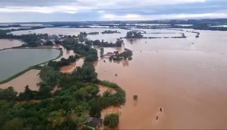 Cidades anuncia ações de reconstrução, moradia, saneamento e mobilidade no RS