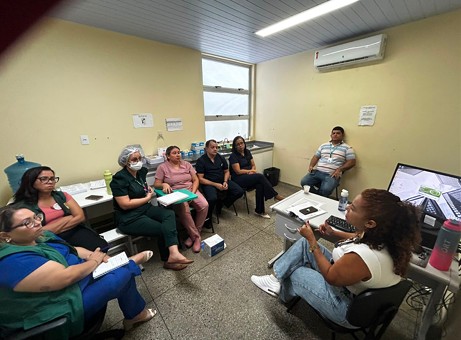 Unidades de saúde em horário ampliado participam de matriciamento em vigilância em saúde